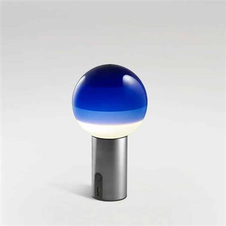 Dipping light Lampara de Mesa portatil 3 intensidades Marset